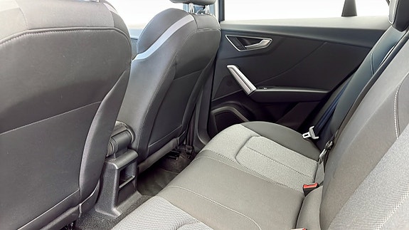 Audi Q2 11 of 12