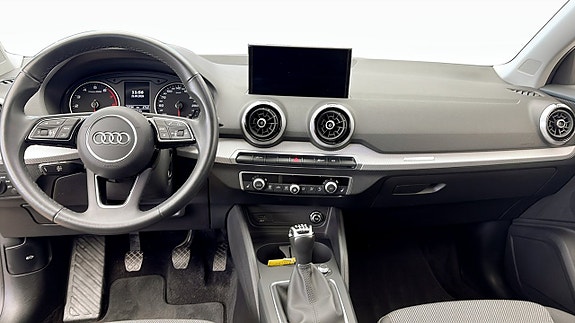 Audi Q2 10 of 12