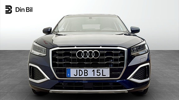 Audi Q2 4 of 12