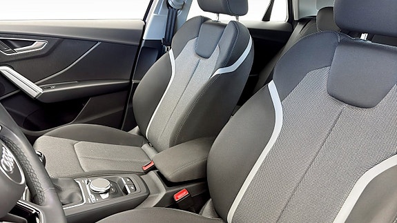 Audi Q2 8 of 12
