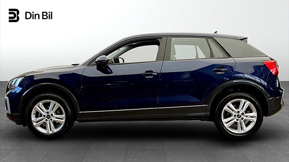 Audi Q2 2 of 12