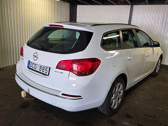 Opel Astra 3 of 12