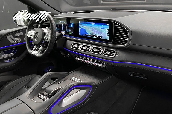 Mercedes-Benz GLE53 18 of 24
