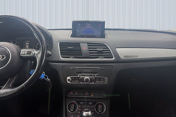 Audi Q3 11 of 21