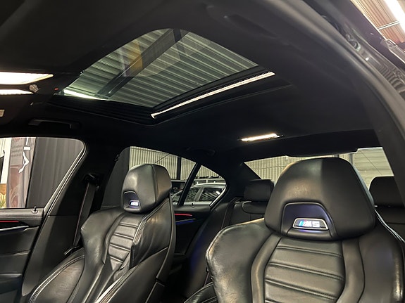 BMW M5 11 of 21