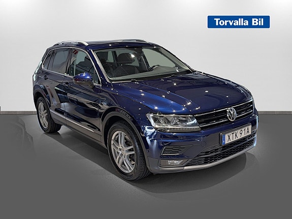 Volkswagen Tiguan 3 of 15