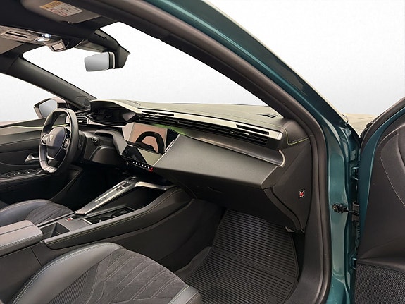Peugeot 308 24 of 30