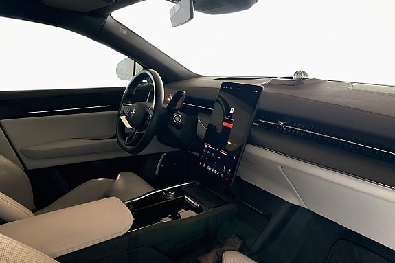 Polestar 3 14 of 30