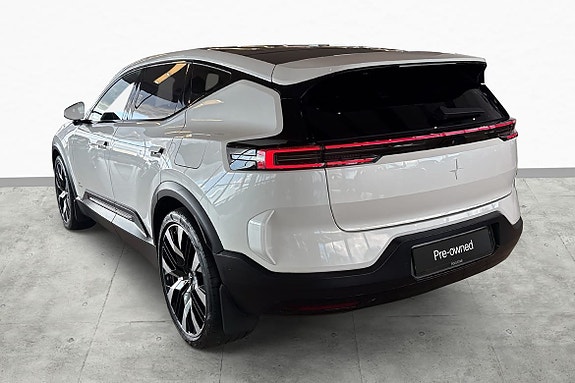 Polestar 3 8 of 30