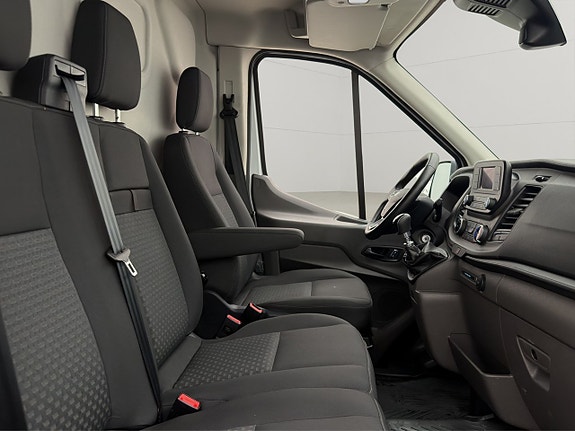 Ford Transit 21 of 27