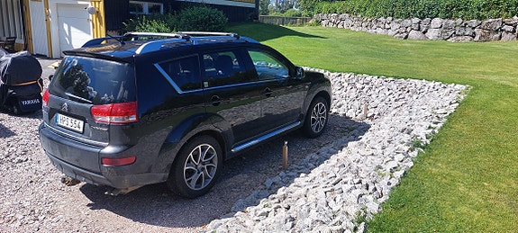 Citroen C-Crosser 3 of 5