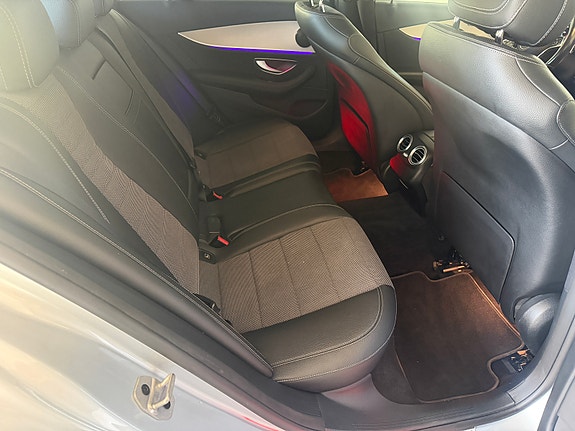 Mercedes-Benz E 220 d 10 of 18