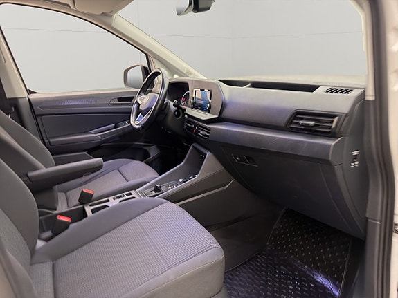 Volkswagen Caddy Maxi 25 of 30