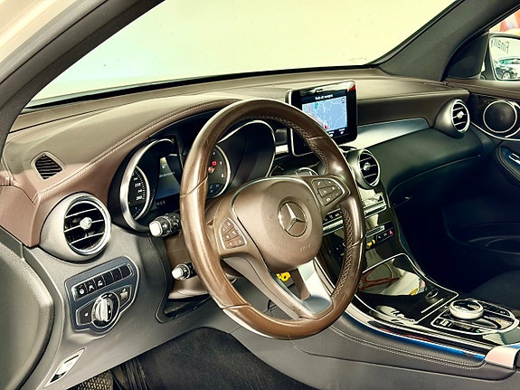 Mercedes-Benz GLC250 d 11 of 28