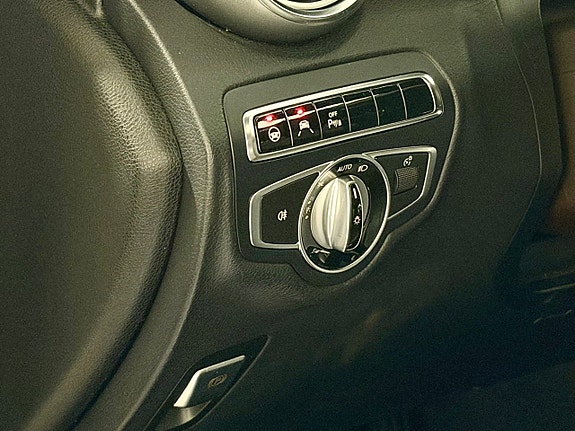 Mercedes-Benz GLC250 d 23 of 28