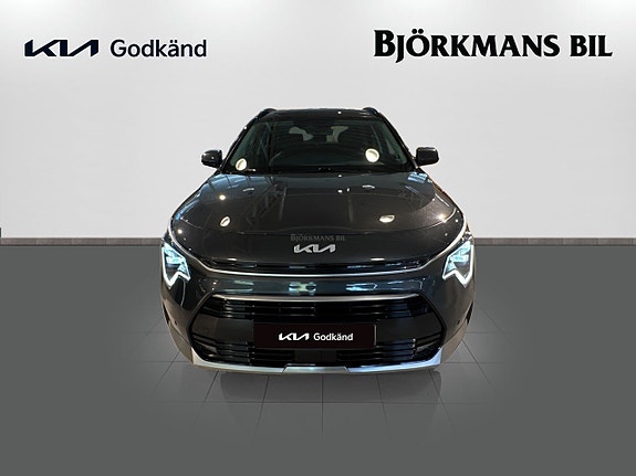 Kia Niro 2 of 27
