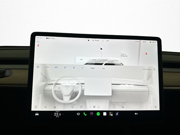 Tesla Model Y 20 of 30