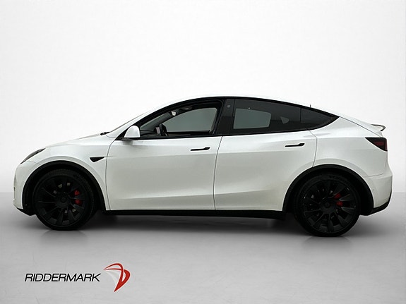 Tesla Model Y 8 of 30