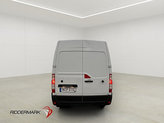 Renault Master 8 of 30