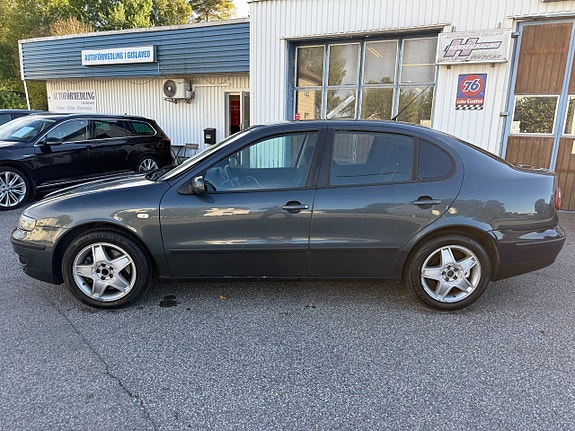 Seat Toledo 4 of 17