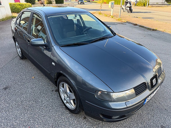 Seat Toledo 8 of 17