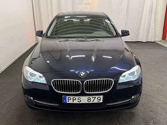 BMW 520i 17 of 19