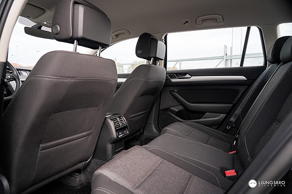 Volkswagen Passat 7 of 8