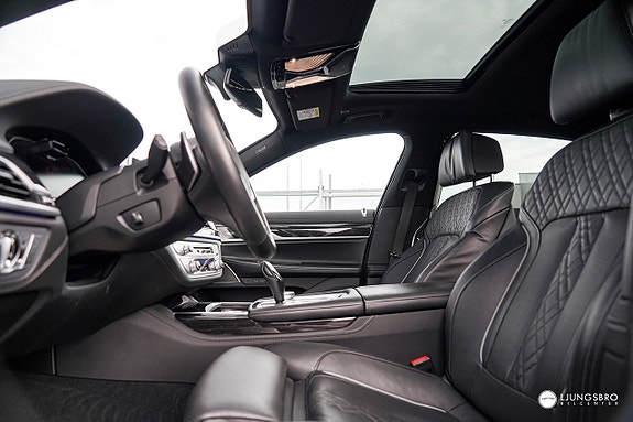 BMW 745Le 7 of 18