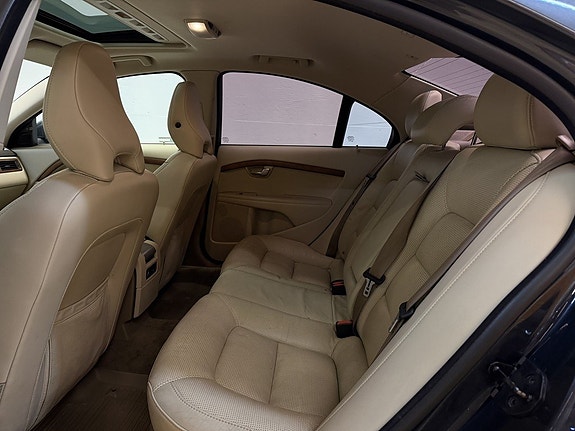 Volvo S80 10 of 22