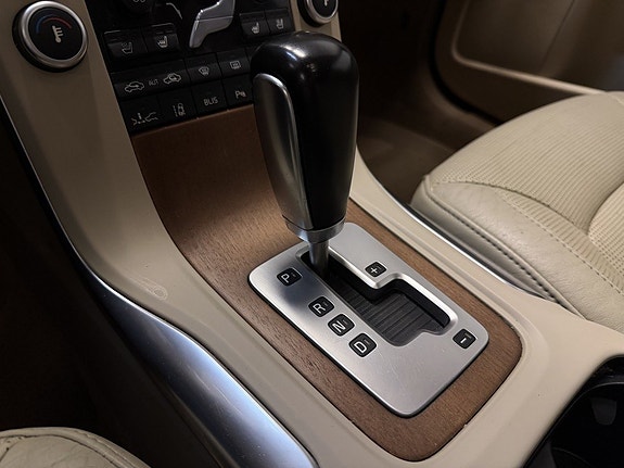 Volvo S80 13 of 22