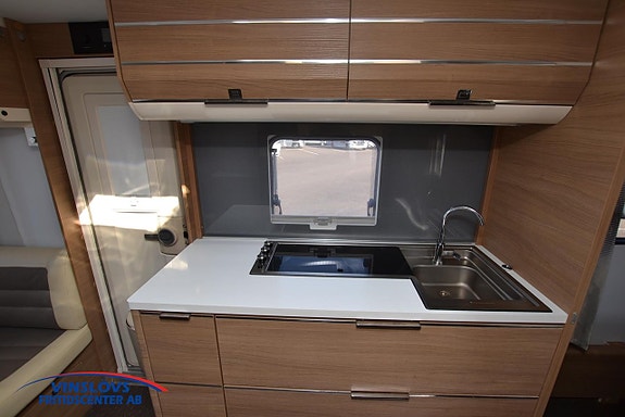 Adria Adora 593UP 11 of 14