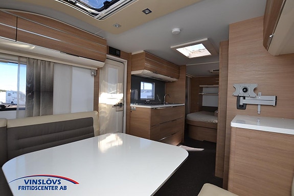 Adria Adora 593UP 9 of 14