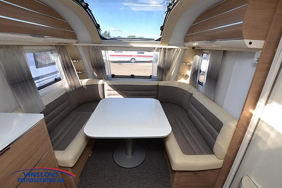 Adria Adora 593UP 8 of 14