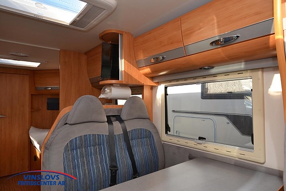 Adria Coral 670 SLT 11 of 20
