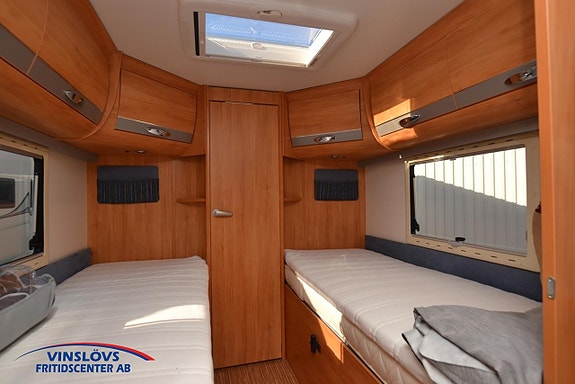 Adria Coral 670 SLT 17 of 20