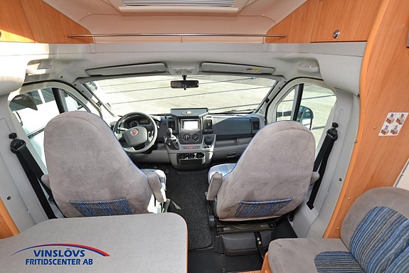 Adria Coral 670 SLT 9 of 20
