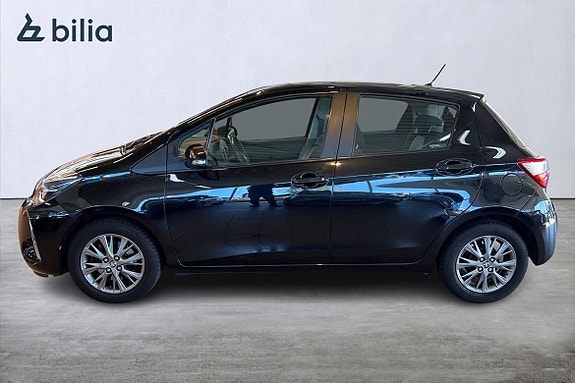 Toyota Yaris 3 of 18