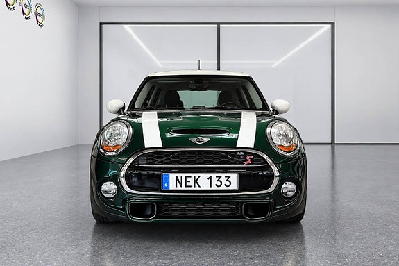 MINI Cooper S 5 of 23