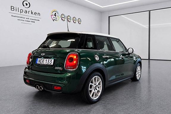 MINI Cooper S 2 of 23