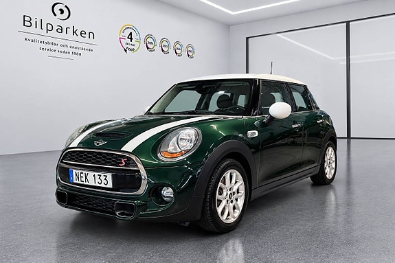 MINI Cooper S 4 of 23