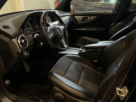 Mercedes-Benz GLK220 7 of 20