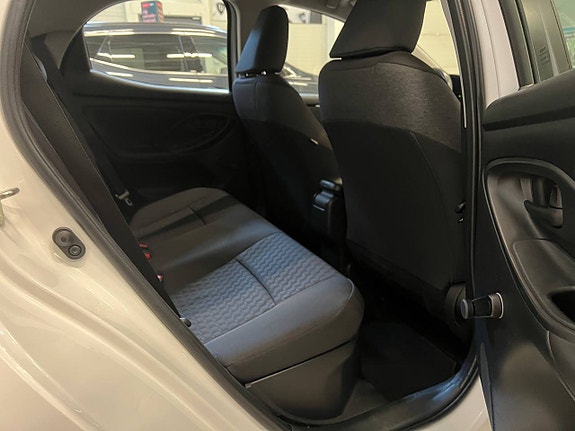 Toyota Yaris 20 of 21