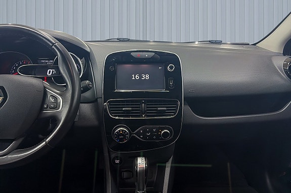 Renault Clio 11 of 19