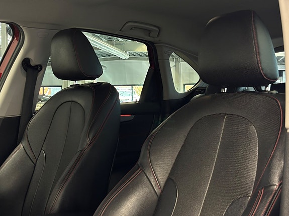 BMW 225i 15 of 28