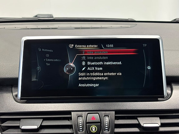 BMW 225i 25 of 28