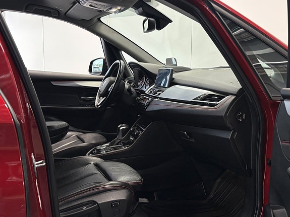 BMW 225i 26 of 28
