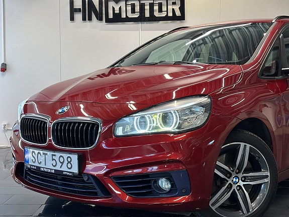 BMW 225i 2 of 28
