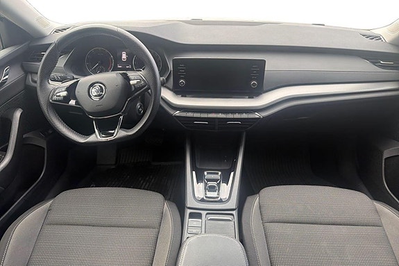 Skoda Octavia 9 of 15
