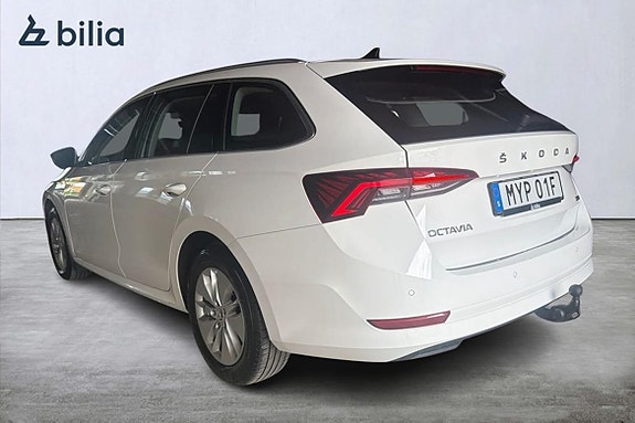 Skoda Octavia 2 of 15