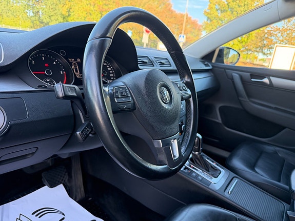 Volkswagen Passat 10 of 10